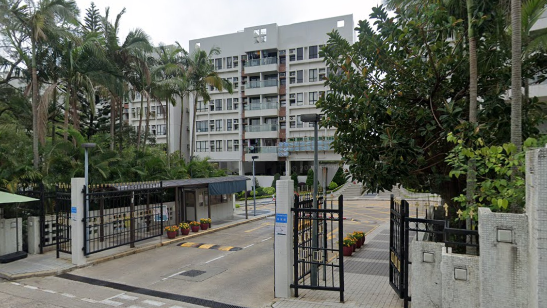 火炭半山屋苑華翠園本月暫錄約1宗二手成交，惟屬蝕讓個案。