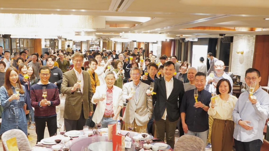 耀才逆市增派年終奬金 有員工收16個月花紅