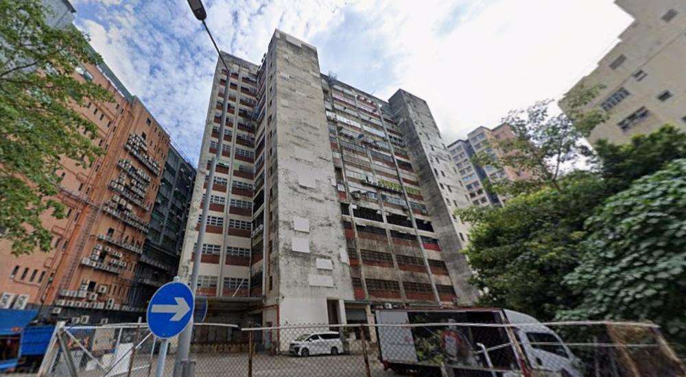 元朗工廈女子遭賊人扯頭髮打面，失值8萬元手錶及千元現金。(Google Map)