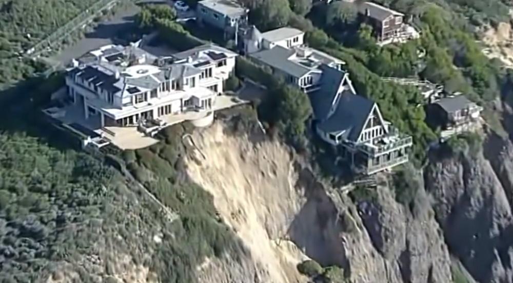 暴雨釀山泥傾瀉，加州億元豪宅懸崖邊搖搖欲墜。(X)