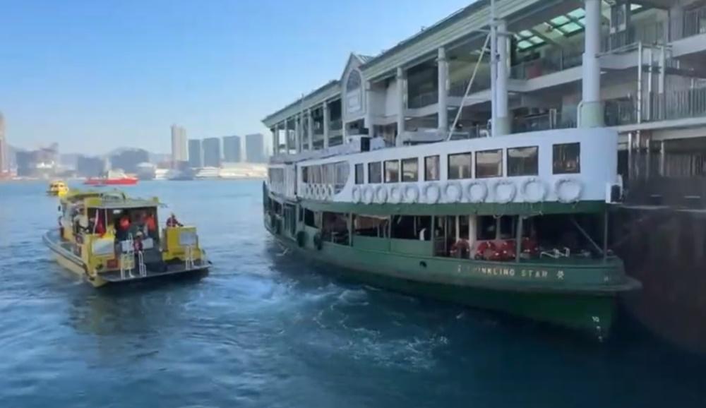 中環天星碼頭發現男浮屍，身份死因有待調查。(電視截圖)