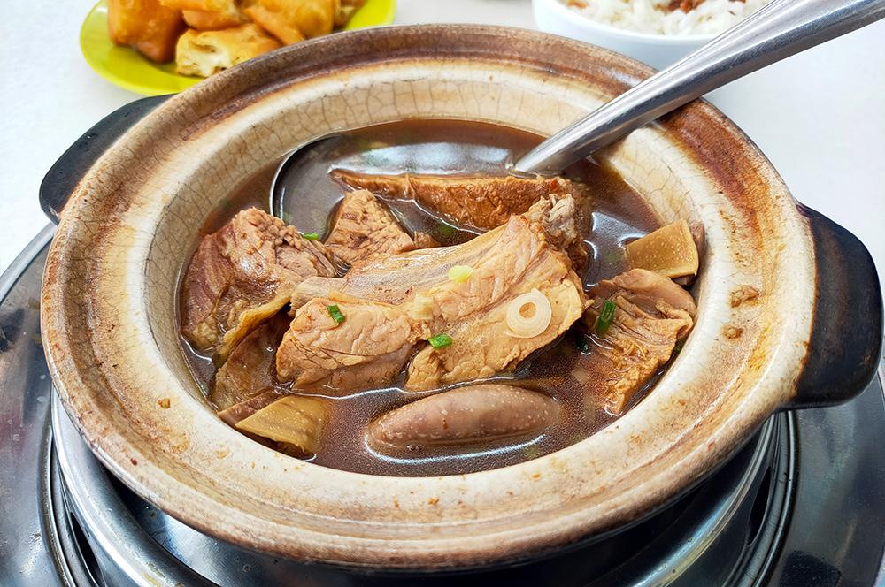 快過新加坡，馬來西亞將「肉骨茶」列國家美食遺產。(網上圖片)