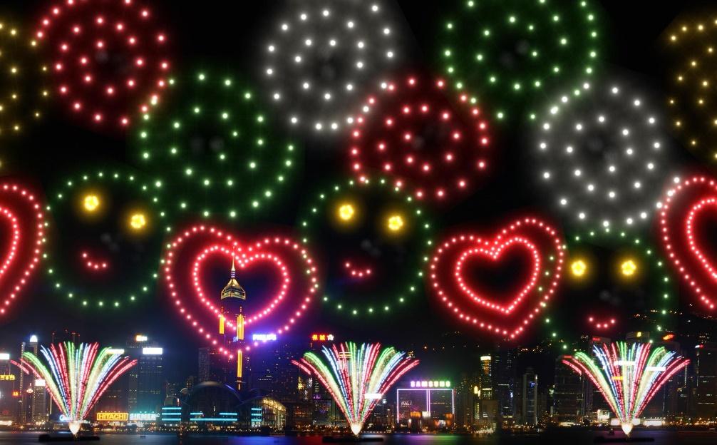 農曆新年煙花匯演維港兩岸有封路措施，港鐵今晚只有東鐵綫往來金鐘至羅湖站延長服務。(資料圖片)