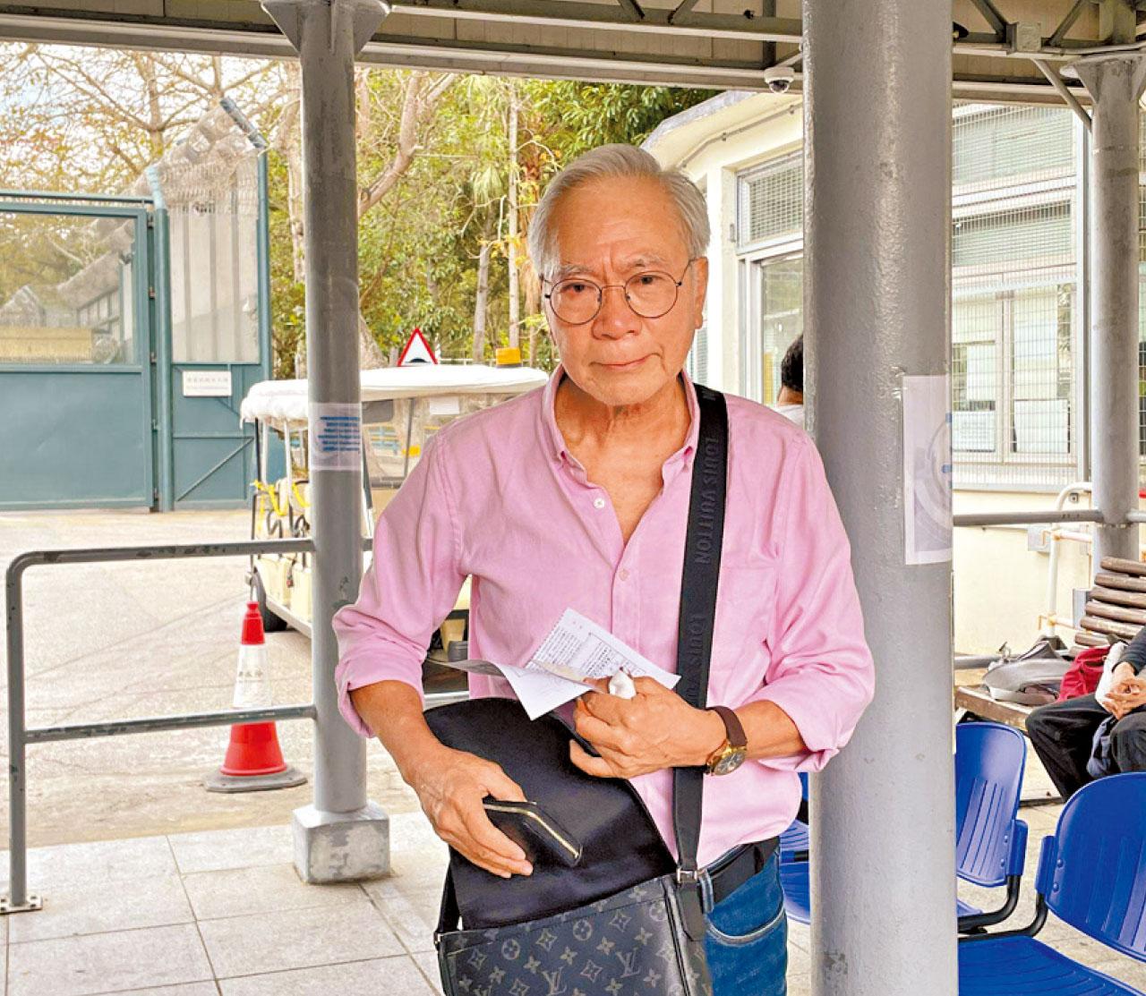 《盜月者》和李龍基