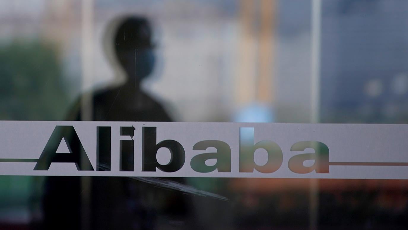 恒指續於100天線整固