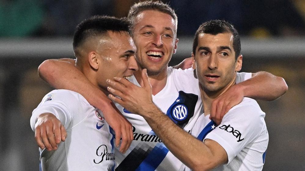 拿達路馬天尼斯梅開二度，協助國際米蘭大勝萊切。(路透社)