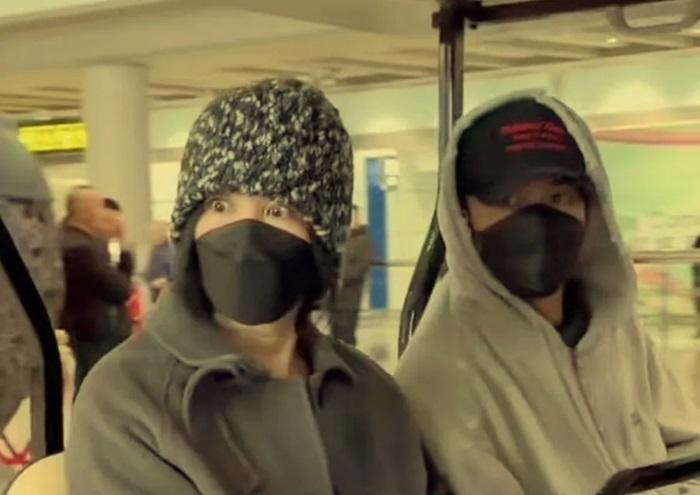 王菲 霆鋒開心旅行 李亞鵬直播呻窮