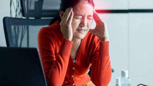 頭痛起來要人命！大腦沒有疼痛接受器，到底是誰在作怪？