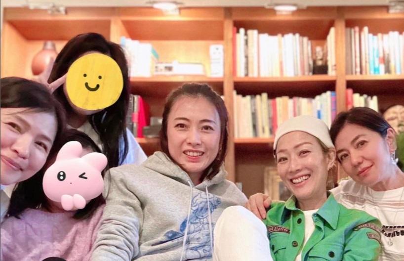 Sammi引用MIRROR歌詞為自己打氣 多謝甘比鍾楚紅陪伴自己