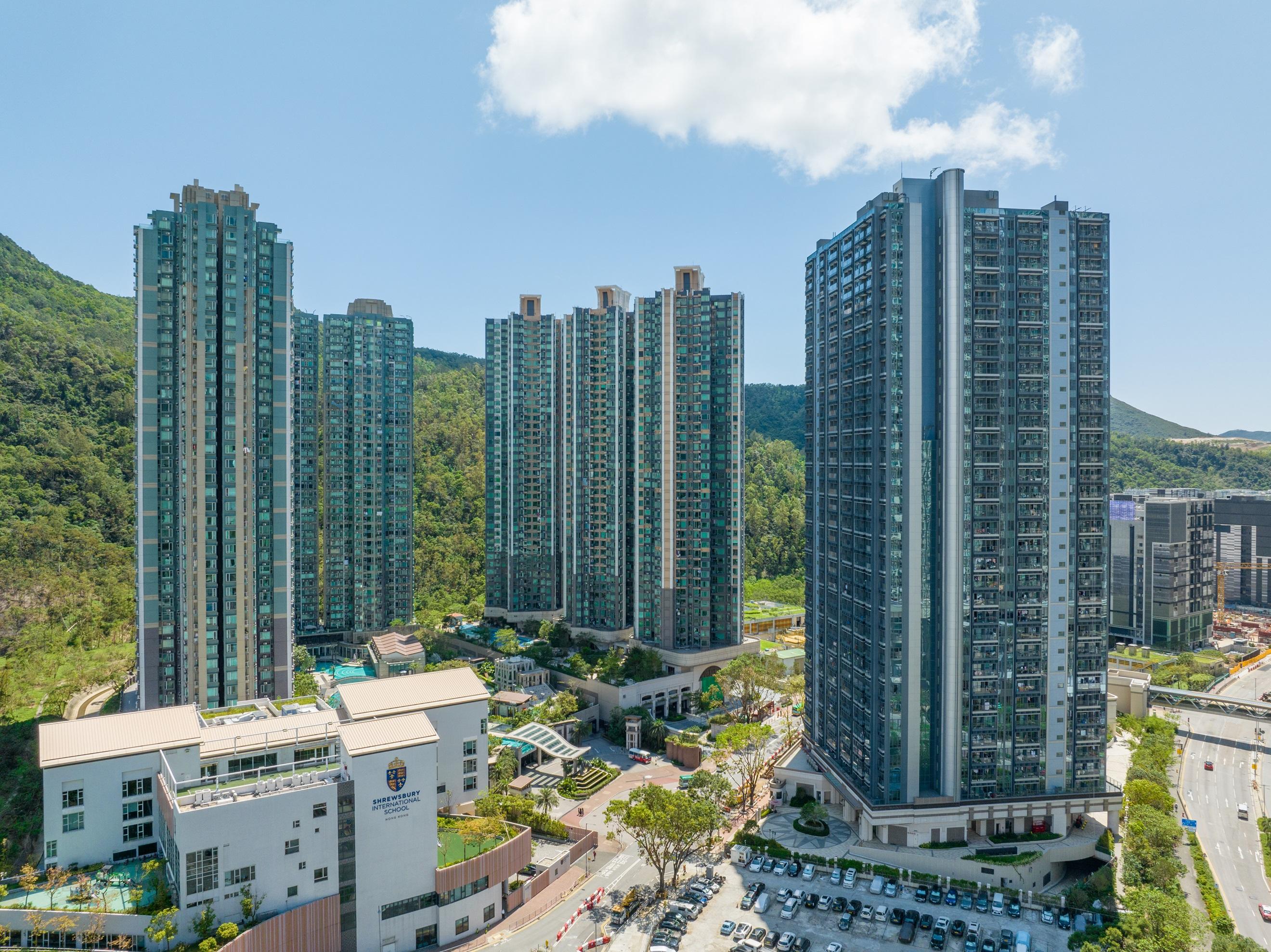 將軍澳海茵莊園龍年開齋！惠英紅家人擲近520萬買一房｜名人入市