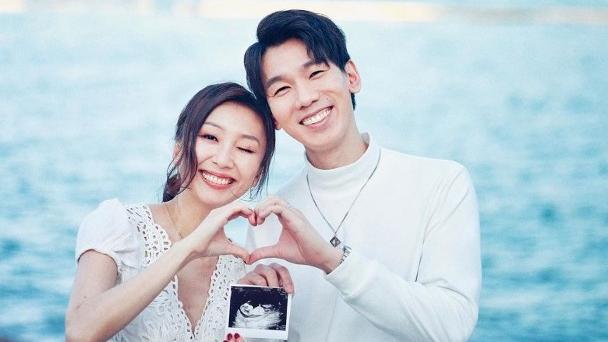 林奕匡結婚6年造人成功 開心報喜：冇諗過今年可以有一個龍BB