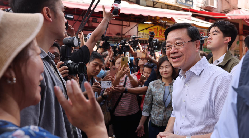 行政長官李家超的辦公室最近招聘傳訊助理及攝影師，以非公務員合約條款聘任，為期12個月。（資料圖片）