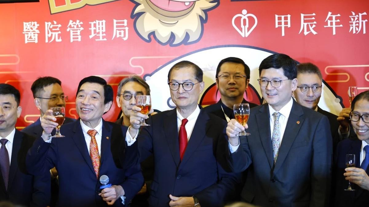 醫管局今日舉行新春團拜。(林俊源攝)