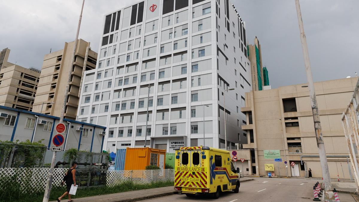 屯門醫院有4間手術室的消防金屬喉管漏水。(資料圖片)