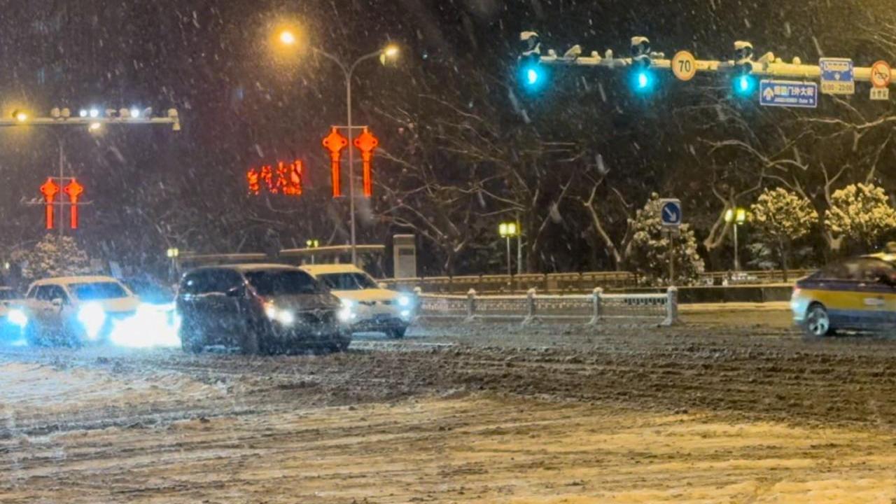 龍年第一場雪｜內地維持暴雪黃色和冰凍黃色預警　料至周五仍受寒潮影響