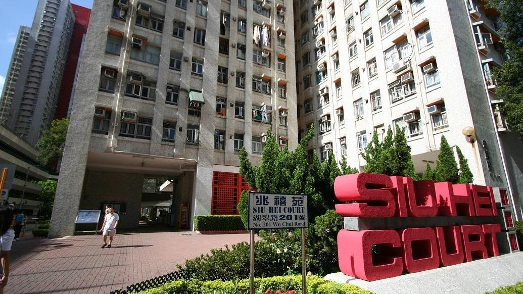 首置客獲父母資助首期，以自由市場價302萬入市屯門居屋兆禧苑低層戶。