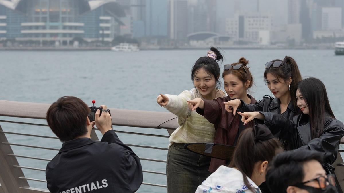 配合青島和西安開放自由行，零售界將推出類似購物節的活動。(資料圖片／蘇文傑攝)