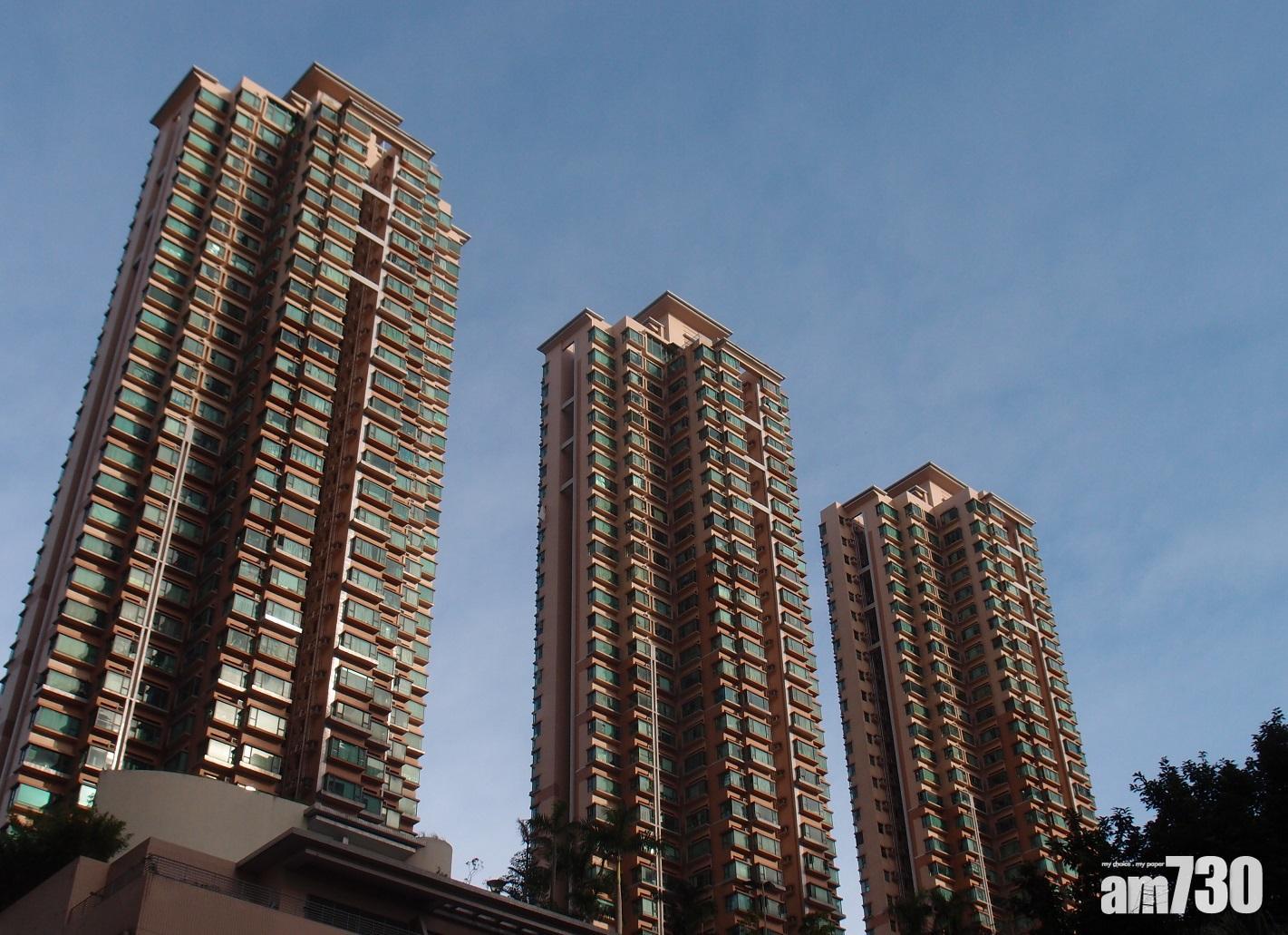 粉嶺御庭軒企裝兩房山景戶，獲外區客以462萬元承接，原業主2年帳面損手133萬元。