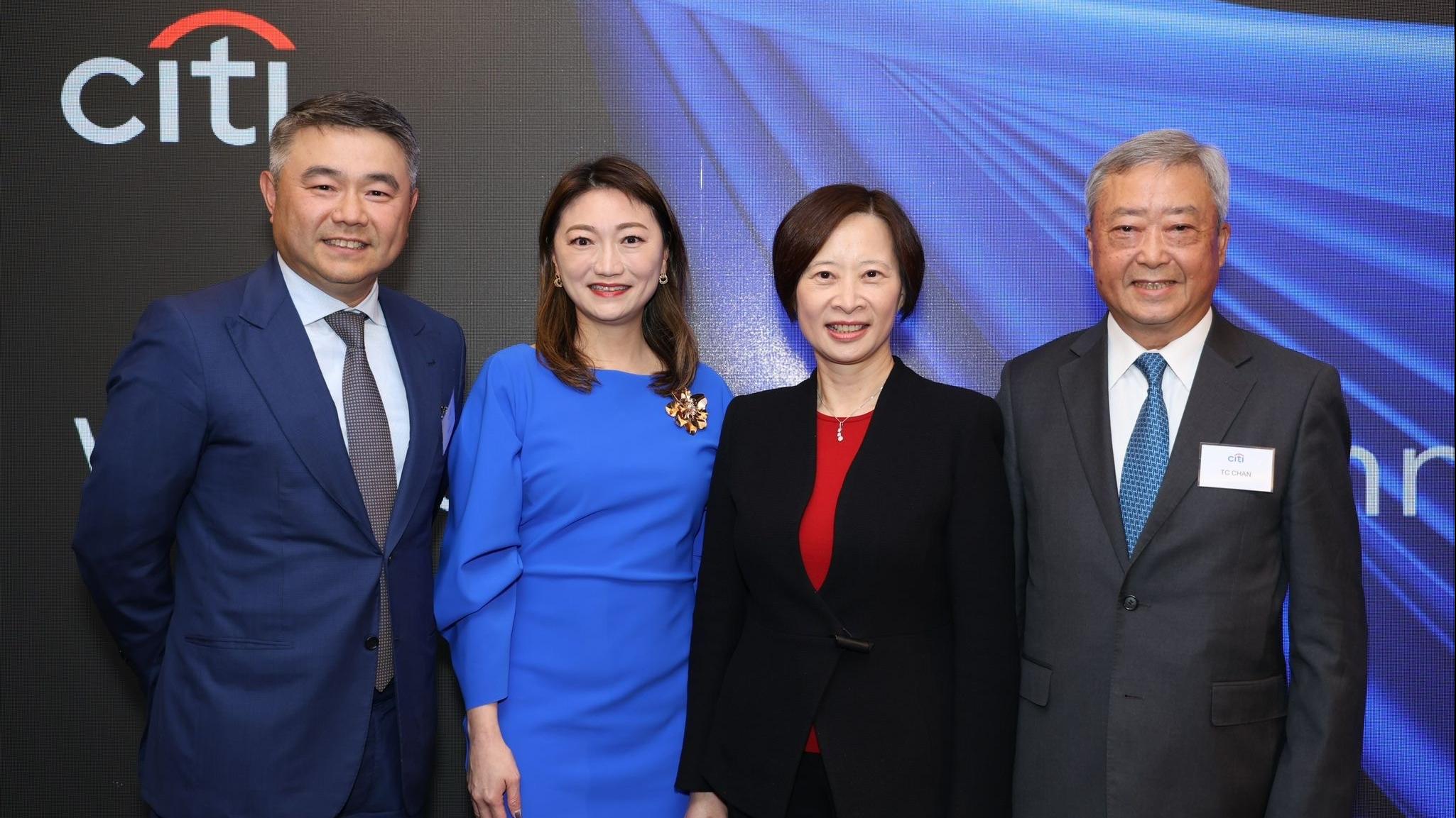 花旗舊生會晚宴星光熠熠 歡送伍燕儀4月初榮休