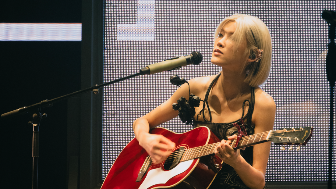 陳蕾演唱會｜挑戰王菲唱《夢中人》捱轟 周啟生︰彈結他甩皮甩骨