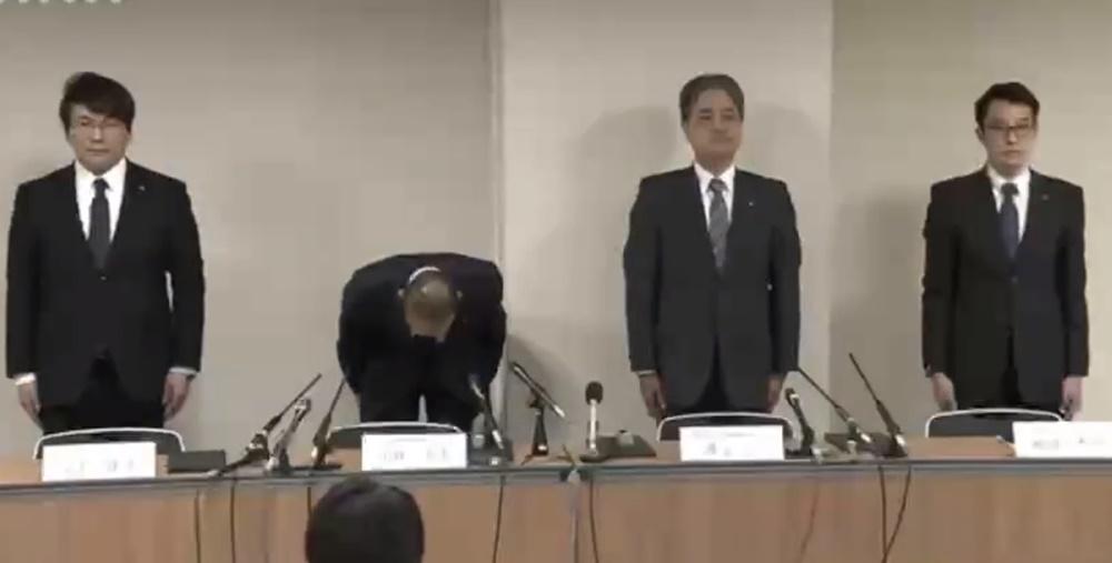 小林製藥傷腎風波增至5人死亡，社長帶領高層遂一鞠躬致歉。(X)