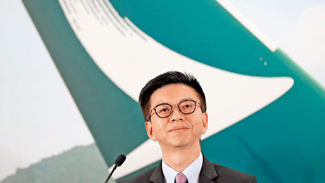 去年扭虧｜國泰脫疫境 逾4年首派息 否認機師荒 兩度發花紅