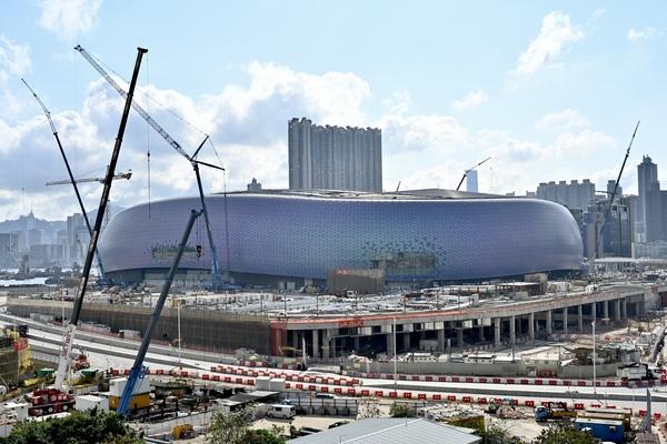 區域供冷系統新增部分的工程今年完成後，將供應冷凍水予啟德體育園等設施。(政府新聞網圖片)