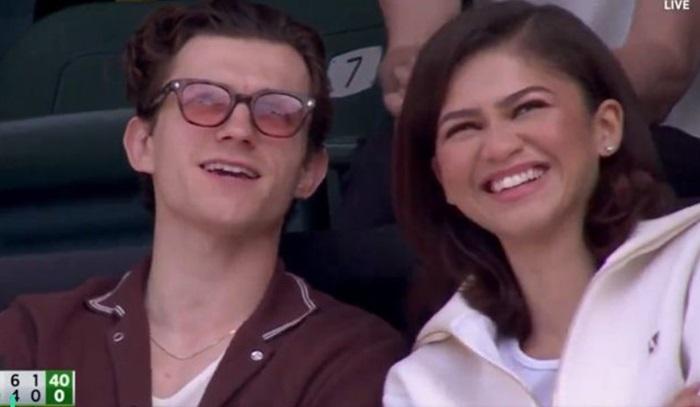 打破分手傳聞 湯姆賀倫與Zendaya甜蜜猜拳又唱歌