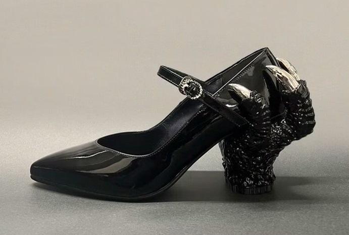 奧斯卡2024｜奪視覺獎效應 《哥斯拉-1.0》推4,500元「爪鞋」