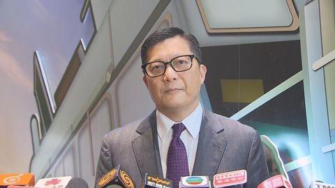 鄧炳強斥許智峯「衰到冇朋友」 比喻「賊人當然不想香港鎖好門窗」(無綫新聞截圖)