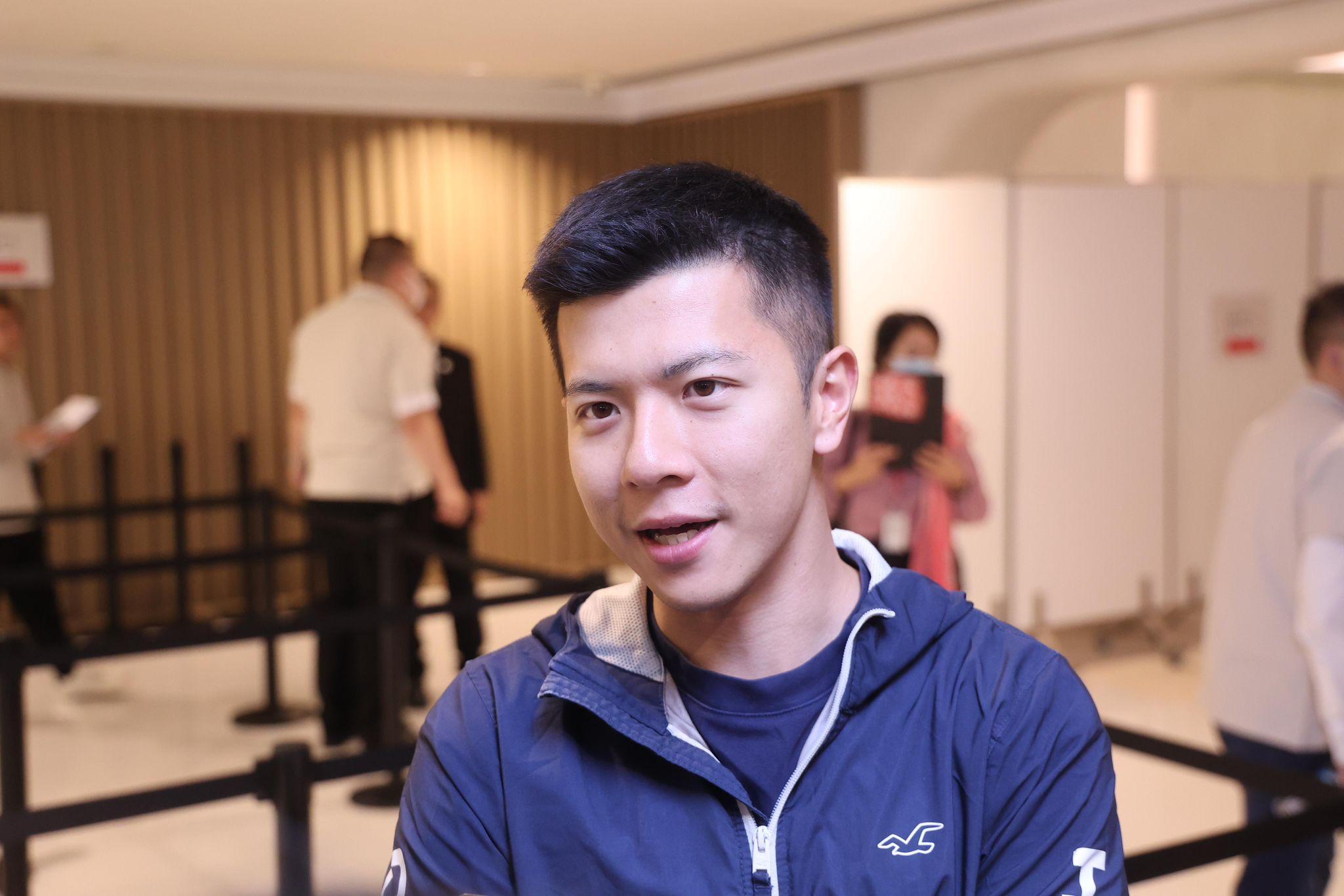 泰峯開售｜買家潘生斥880萬購兩房自住 稱內地人來港置業可「托著個市」