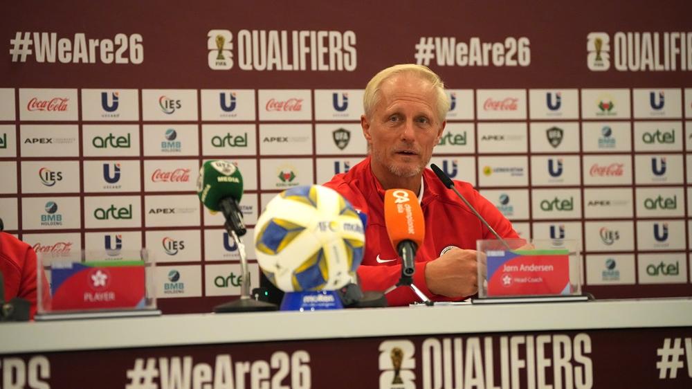 港隊主帥安達臣。(香港足總圖片)