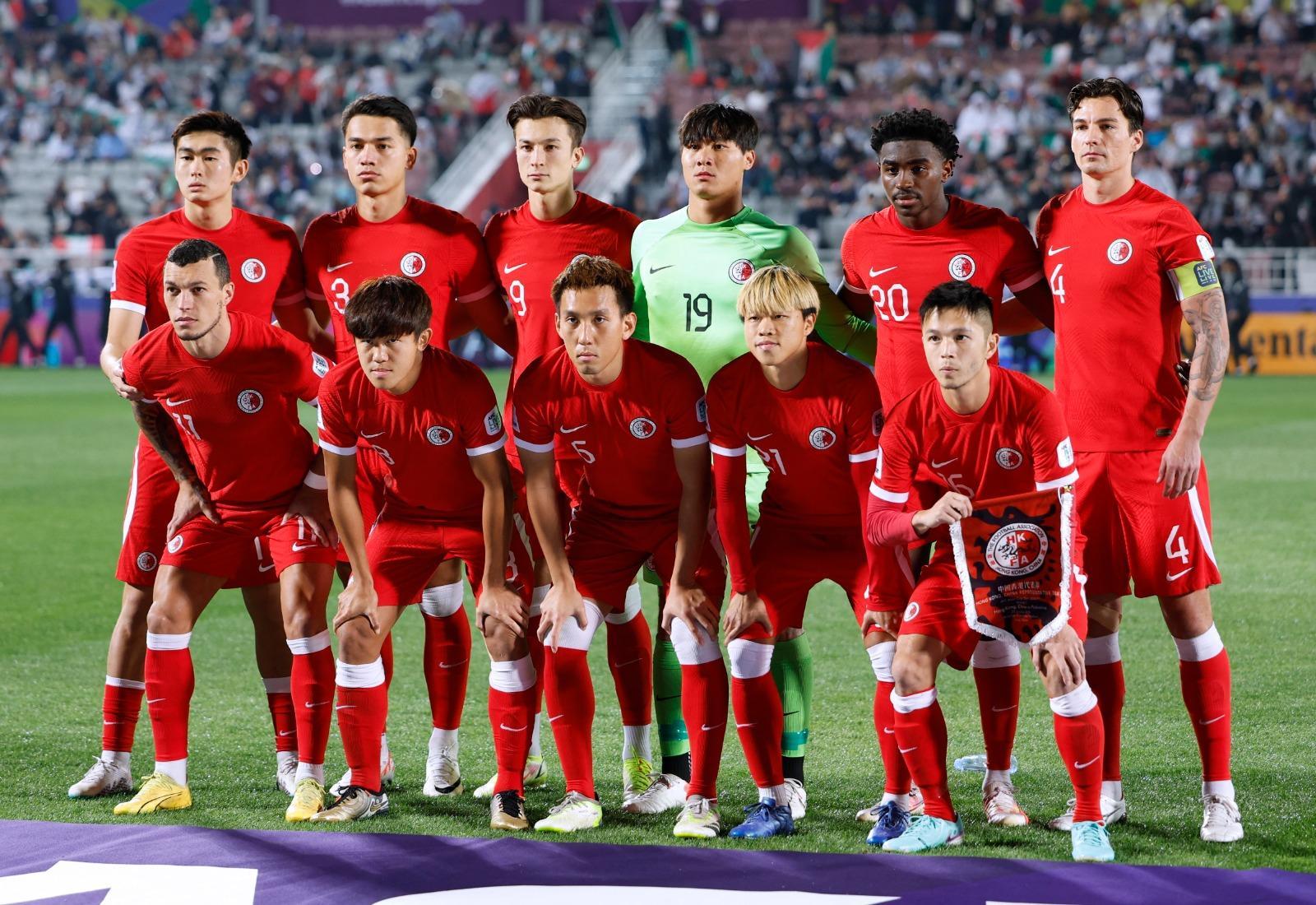 世界盃外圍賽｜香港足球隊迎烏茲別克今午預售 套票連波衫索價1200元 門票周五正式發售