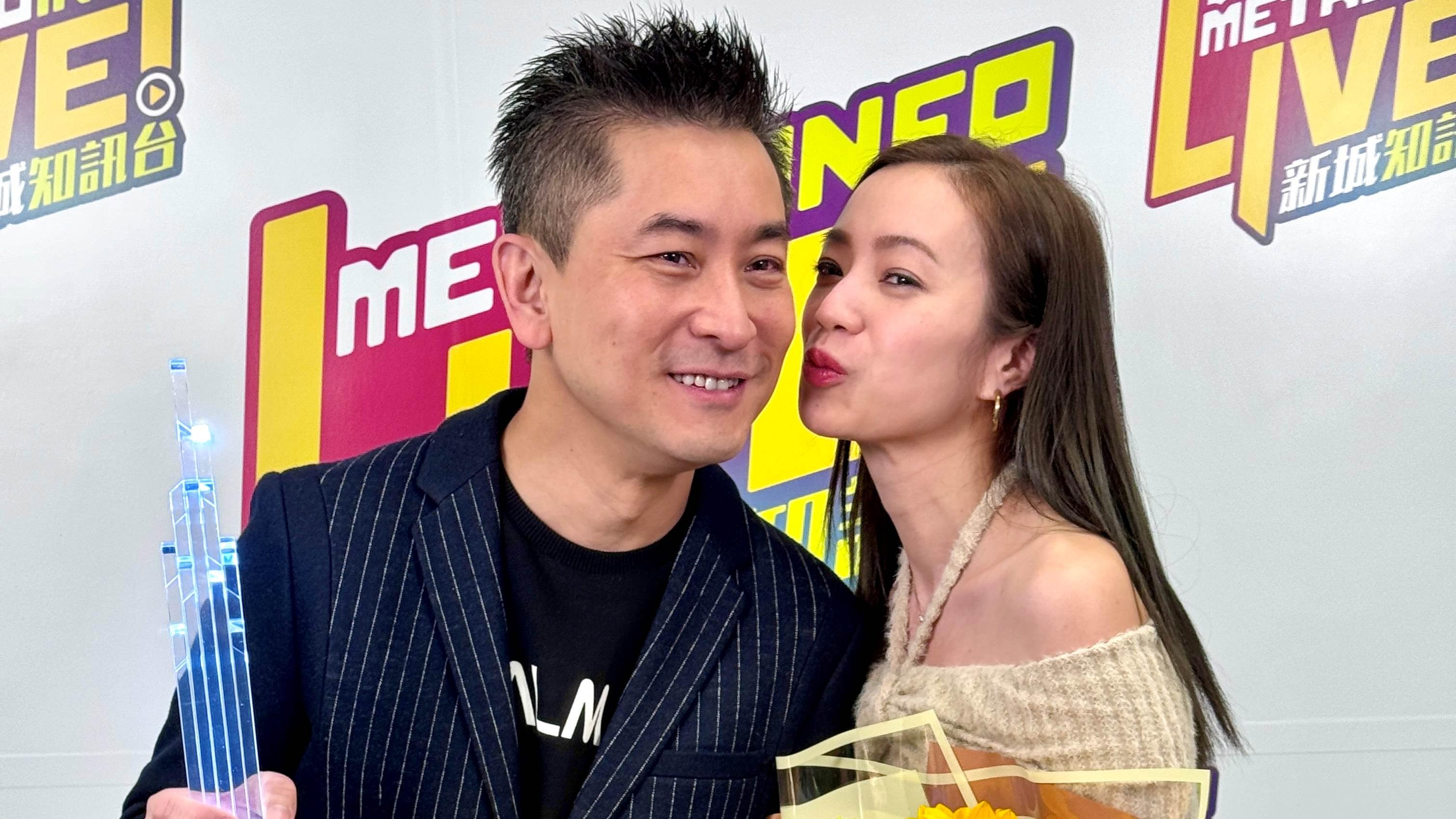 范振鋒做總監預告簽5個單位 老婆李思欣送花賀升職