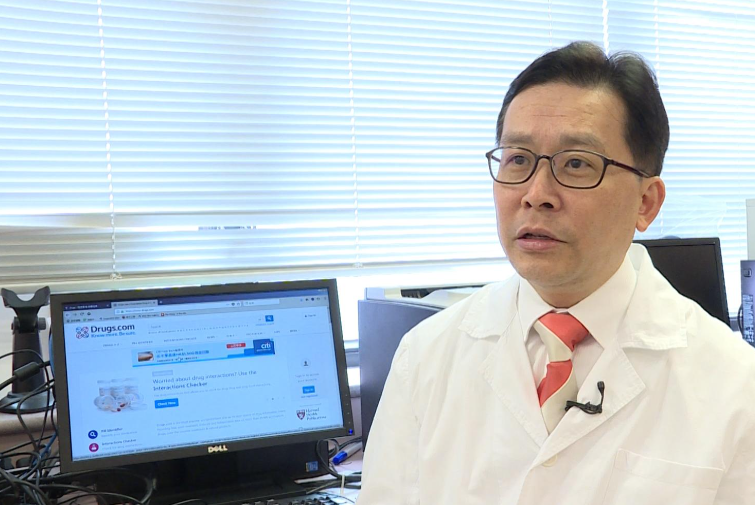 崔俊明提到絕大部分國家對保健品均沒有註冊制度，市民服用保健品要避免購買水貨。（港台圖片）