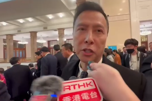 全國兩會2024｜甄子丹評港產片表現︰市道有高低 拍得好自然有市場(港台影片截圖)