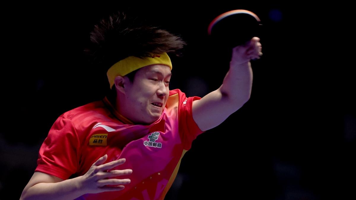 王楚欽以局數4比1擊敗隊友梁靖崑，奪得世界乒乓球職業大聯盟新加坡大滿貫賽男單冠軍。（資料圖片）