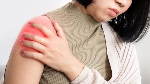 餐廳老闆長期抬重物肩袖撕裂　創新治療恢復生活品質