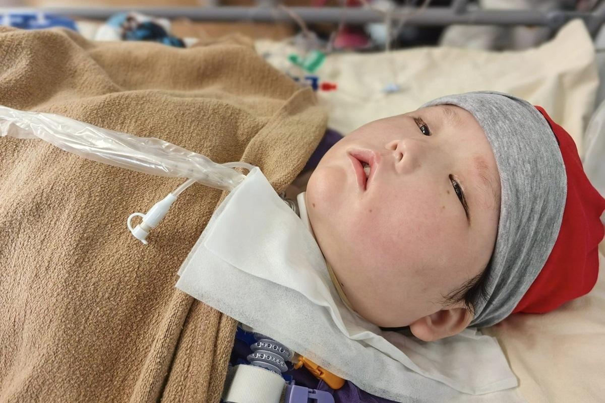 周天瑜因病情惡化已於3月10日離世。(FB「天瑜醫療事故關注組」圖片)