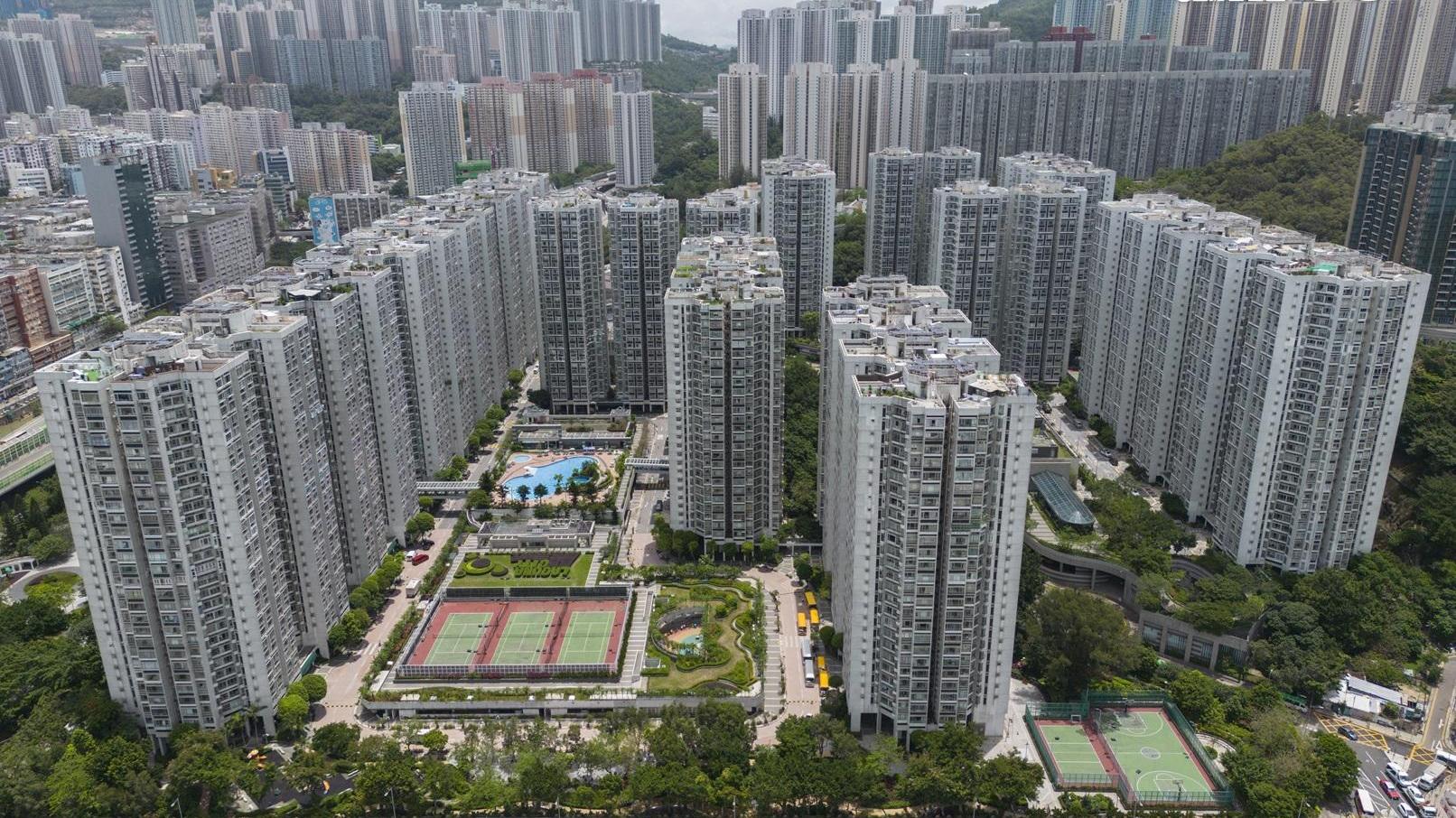 樓市全面撤辣後的第2個周末，中原十大屋苑成交量重上30多宗水平，創逾3年來同期新高。(資料圖片)