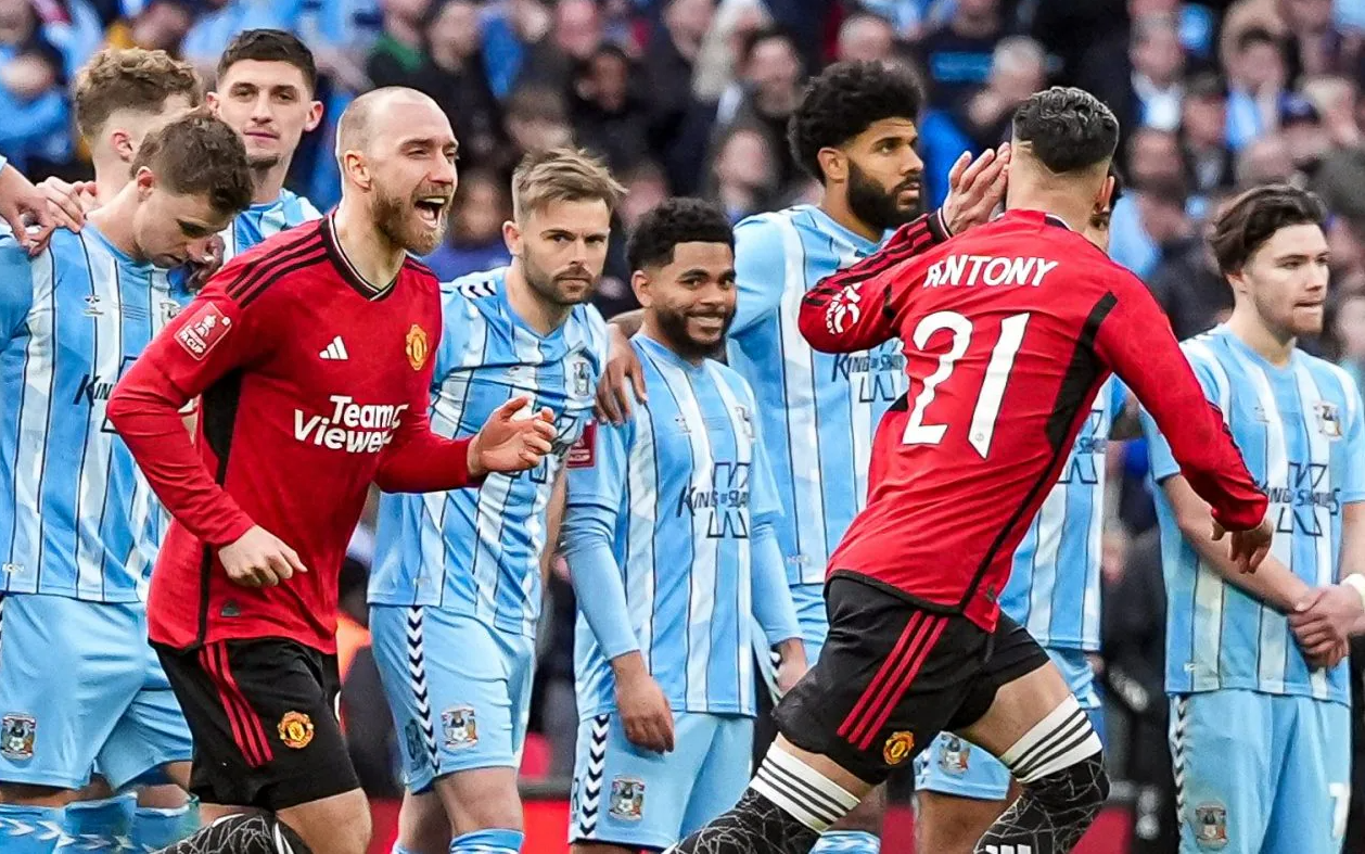 英格蘭足總盃｜曼聯靠12碼勝高雲地利入決賽　加時險遭絕殺獲VAR「腳趾甲」越位打救（附比賽精華）