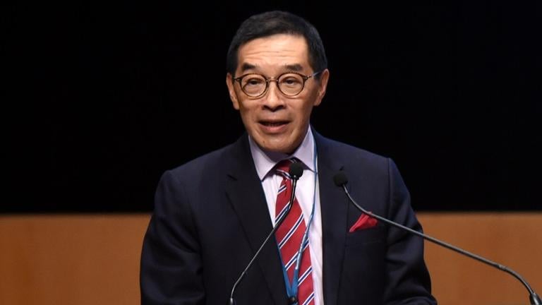 唐家成接替史美倫任港交所主席