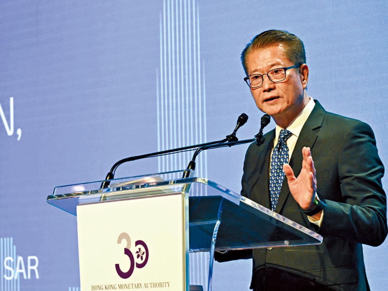 陳茂波：要加強整體數字經濟政策，香港必須加快行動才能保持領先。(資料圖片)