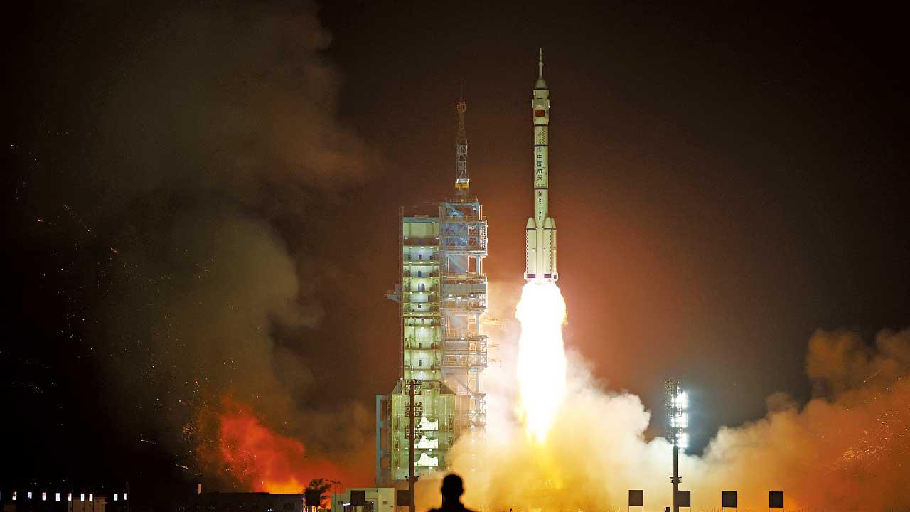 3航天員威風出征 狀況良好 神十八順利升空圓滿成功