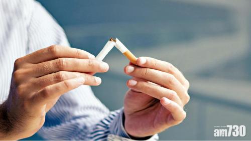 海關今日(29日)展開行動，搗破落馬洲一個私煙倉及3個零售點，檢獲96萬支私煙，市值約450萬元，應課稅約330萬元，3女2男被捕，年齡介乎33至60歲。(資料圖片)