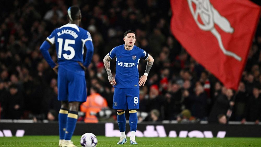 車路士在周中聯賽0:5不敵阿仙奴。(路透社)