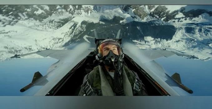 湯告魯斯拍《職工8》再揸飛機安全降落