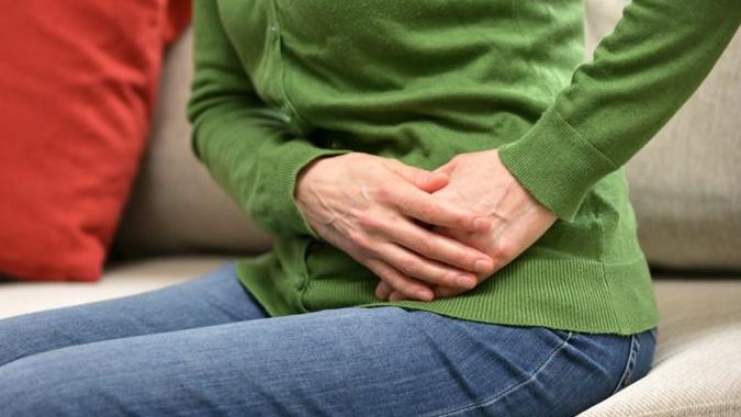 長期腹痛唔理 竟查出21cm腫瘤　五成發現已卵巢癌晚期