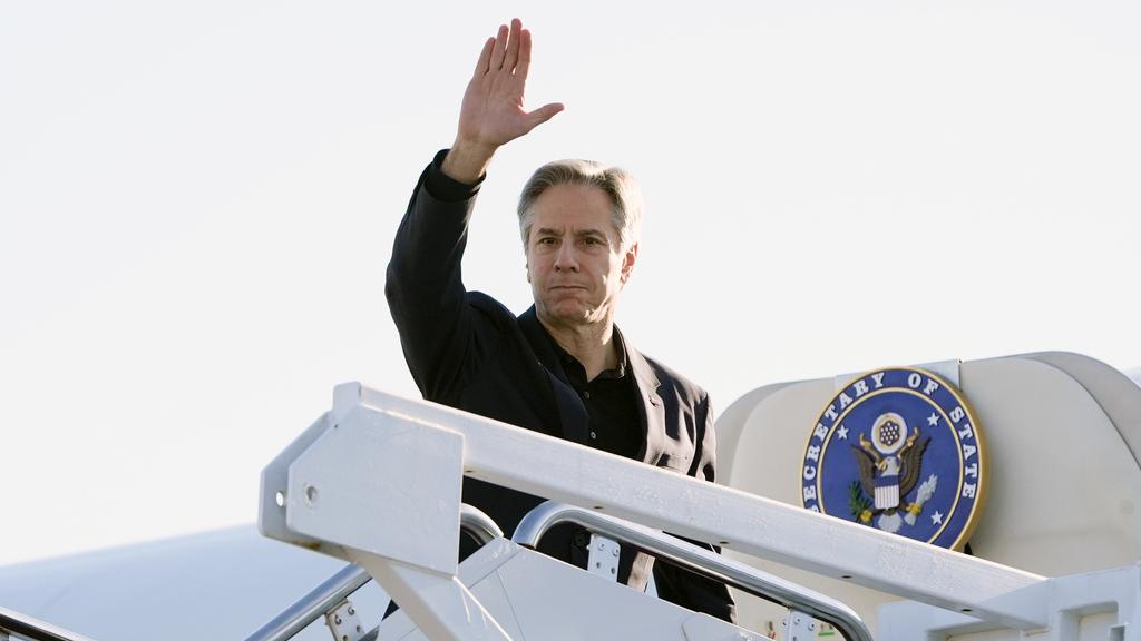 美國國務卿布林肯抵達上海，展開一連3日的訪華行程。(AP)