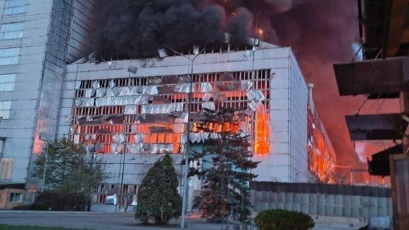 特里皮爾利亞的發電廠受俄羅斯空襲摧毀。(X)